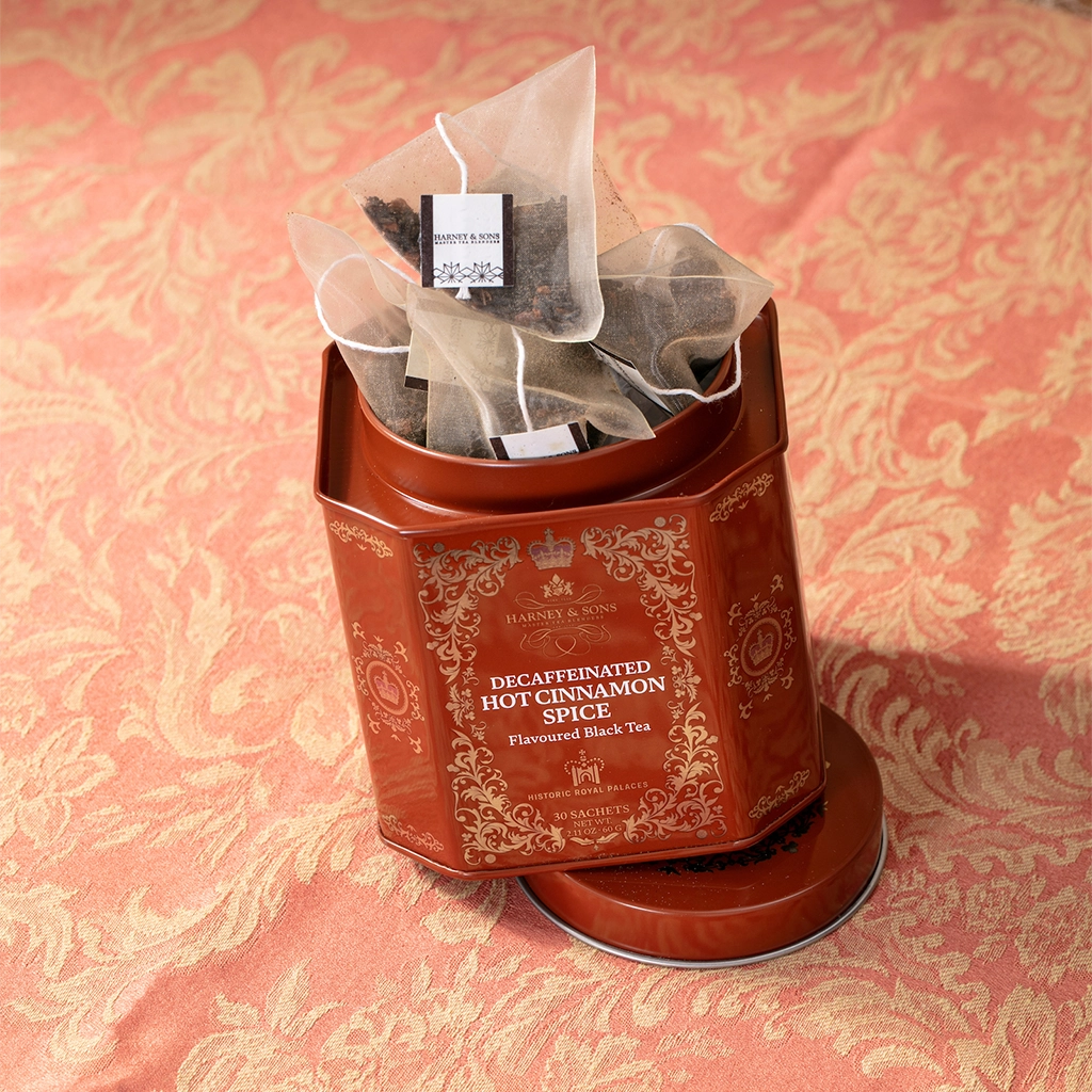 Decaf Hot Cinnamon Spice, Tin of 30 Sachets